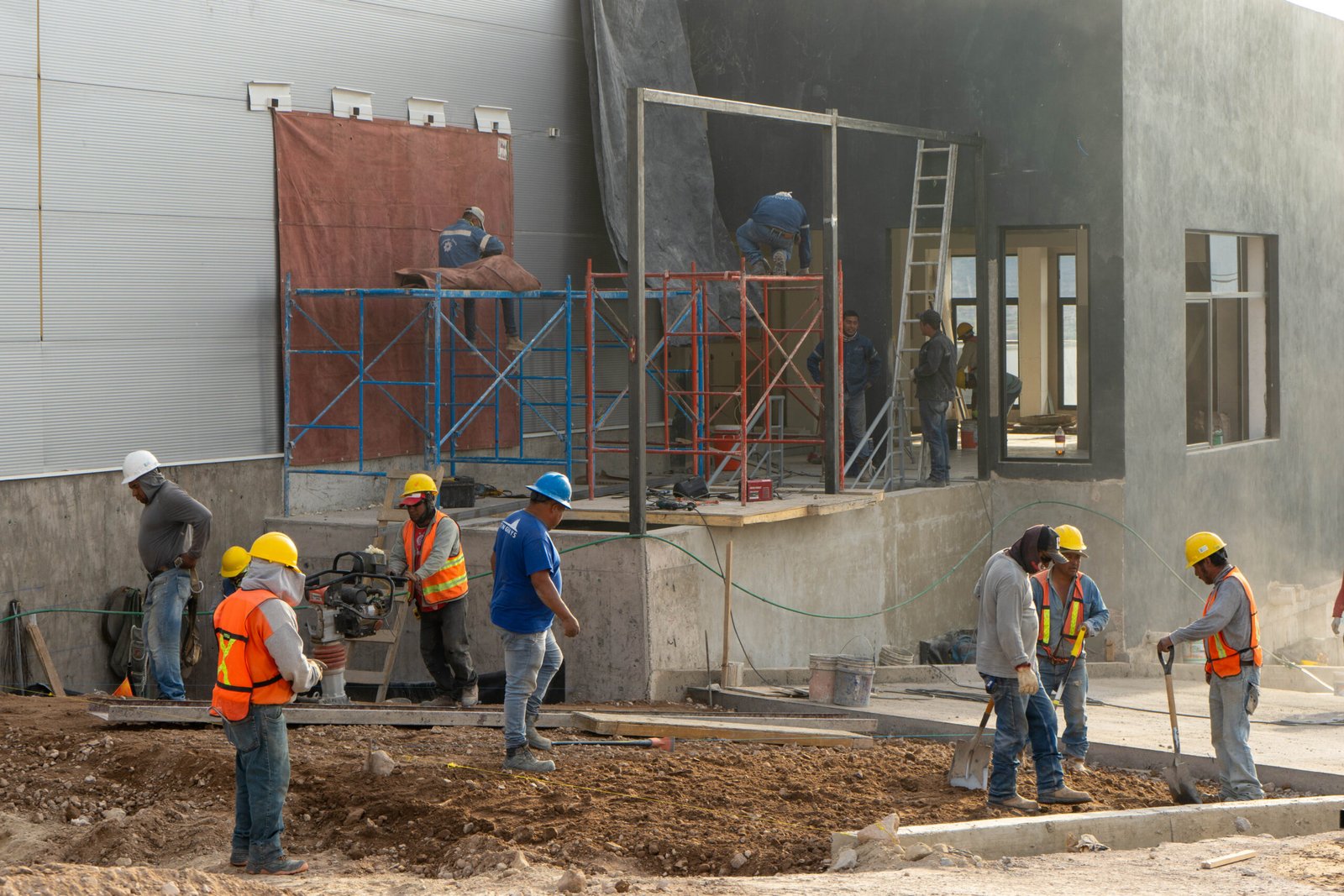 Proyecto de desarrollo y construcción CESMARQ